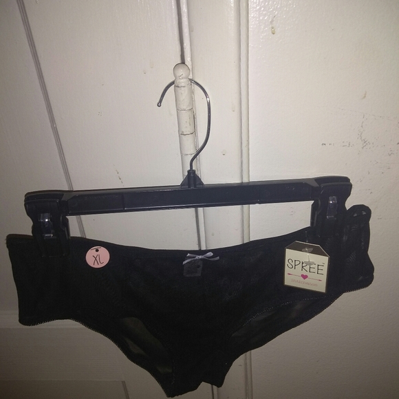 Intimates - Picture 4 of 8